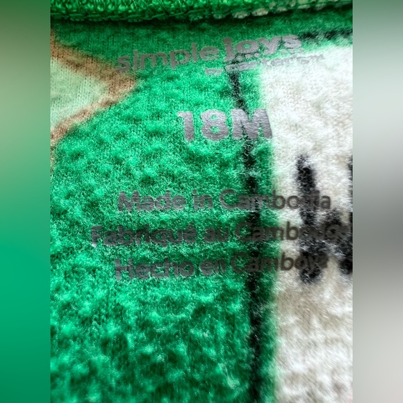 18 mos simple joys by carters Santa fleece footie pajamas.  Like new. - Picture 5 of 5